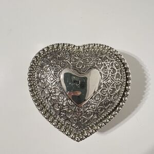 ELEGANCE Silver Plated Heart Shaped Trinket Box Red Velvet Liner Small